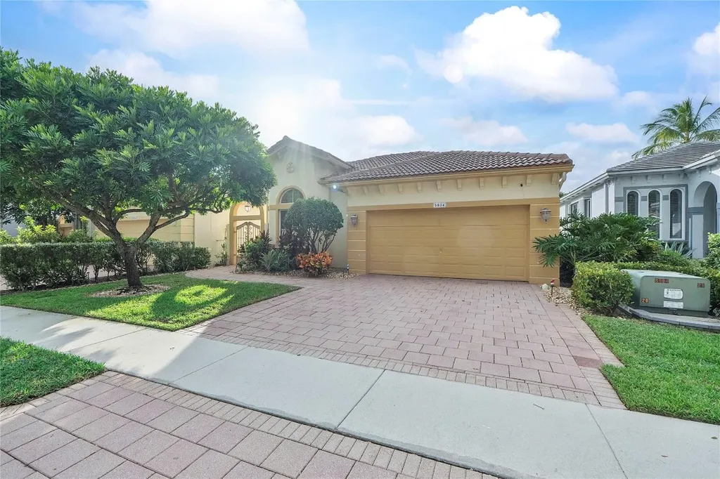 5834 NW 125th Terrace Coral Springs FL 33076