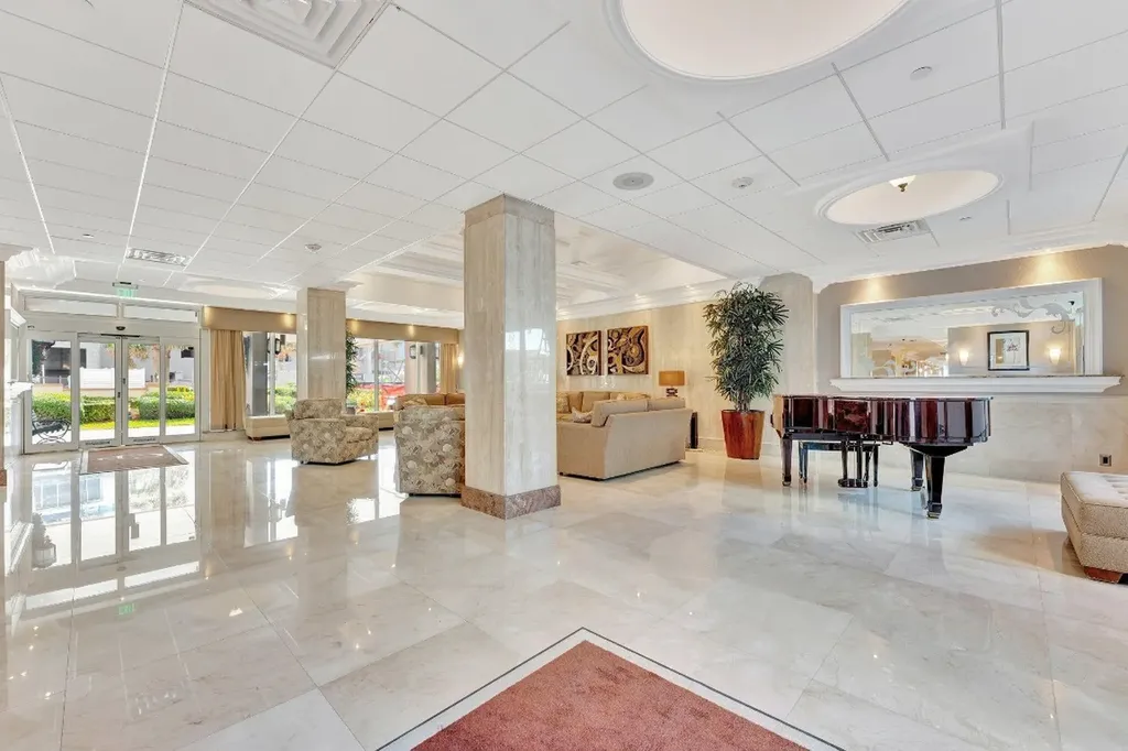 1012 N Ocean Boulevard Pompano Beach FL 33062