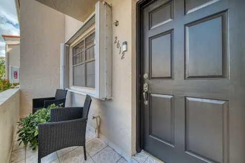 2612 W 54th Place Hialeah FL 33016