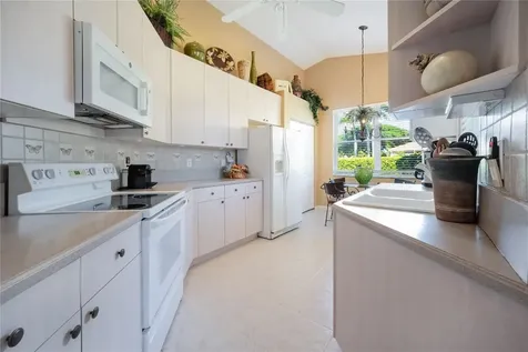 6723 Via Roma Delray Beach FL 33446