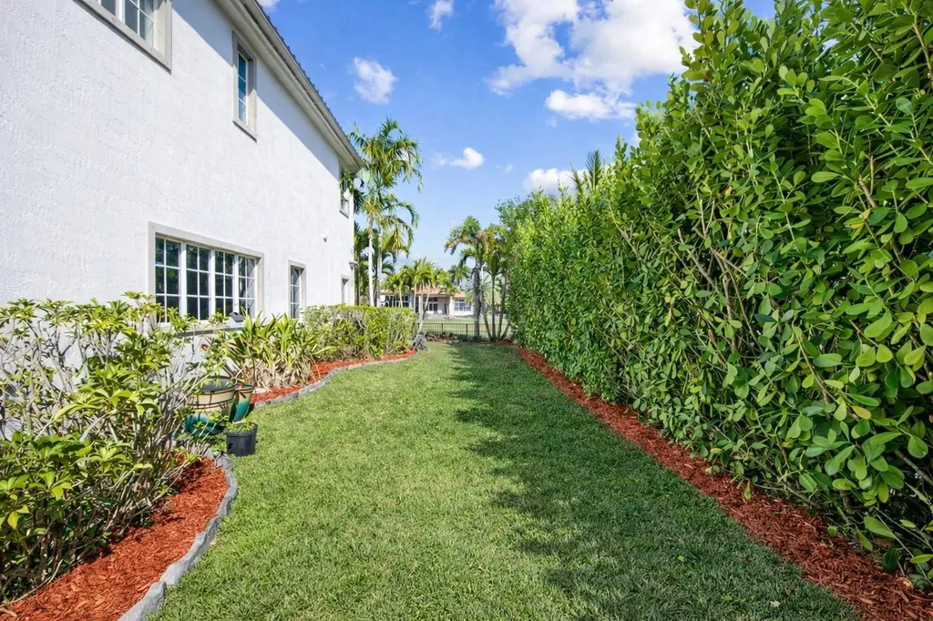 7888 NW 112th Way Parkland FL 33076