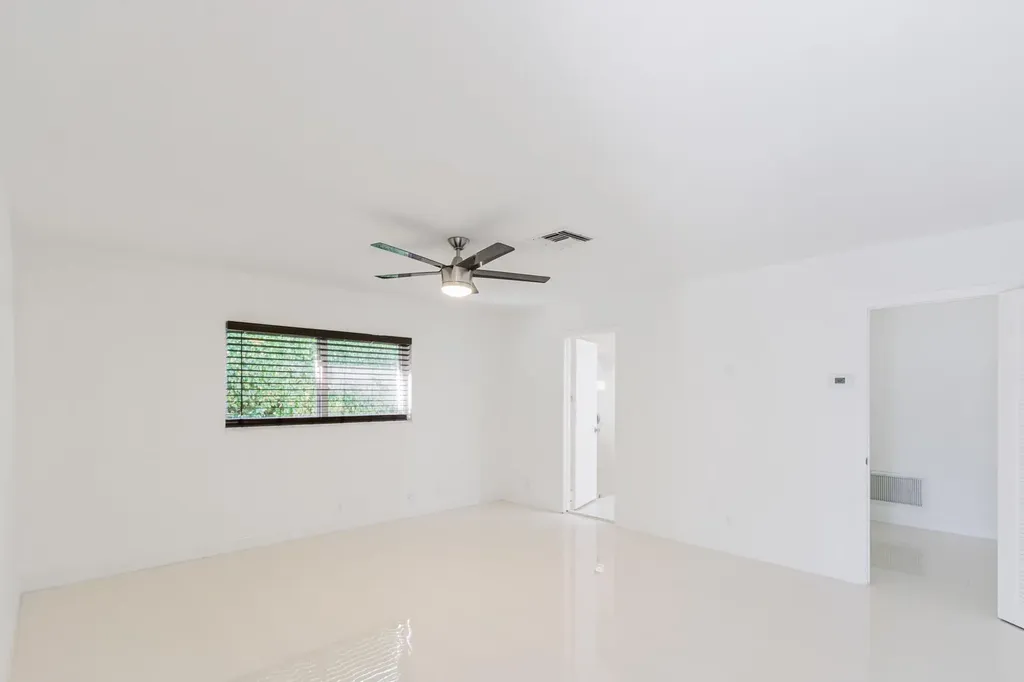 2810 NE 60th Street Fort Lauderdale FL 33308