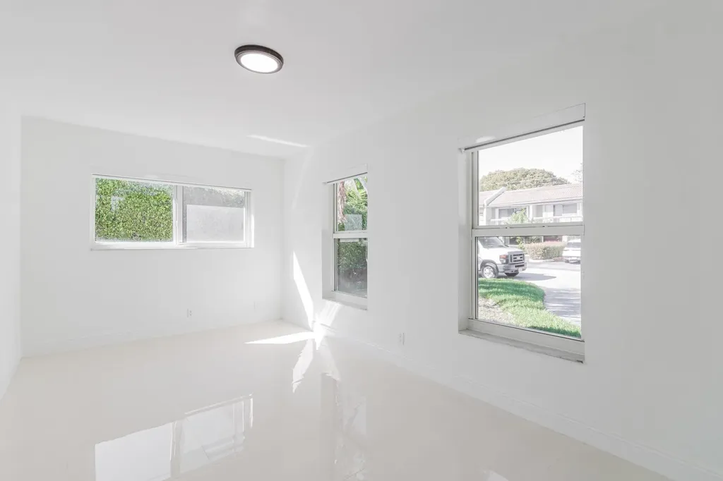 2810 NE 60th Street Fort Lauderdale FL 33308