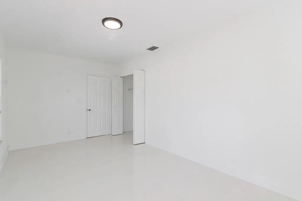 2810 NE 60th Street Fort Lauderdale FL 33308