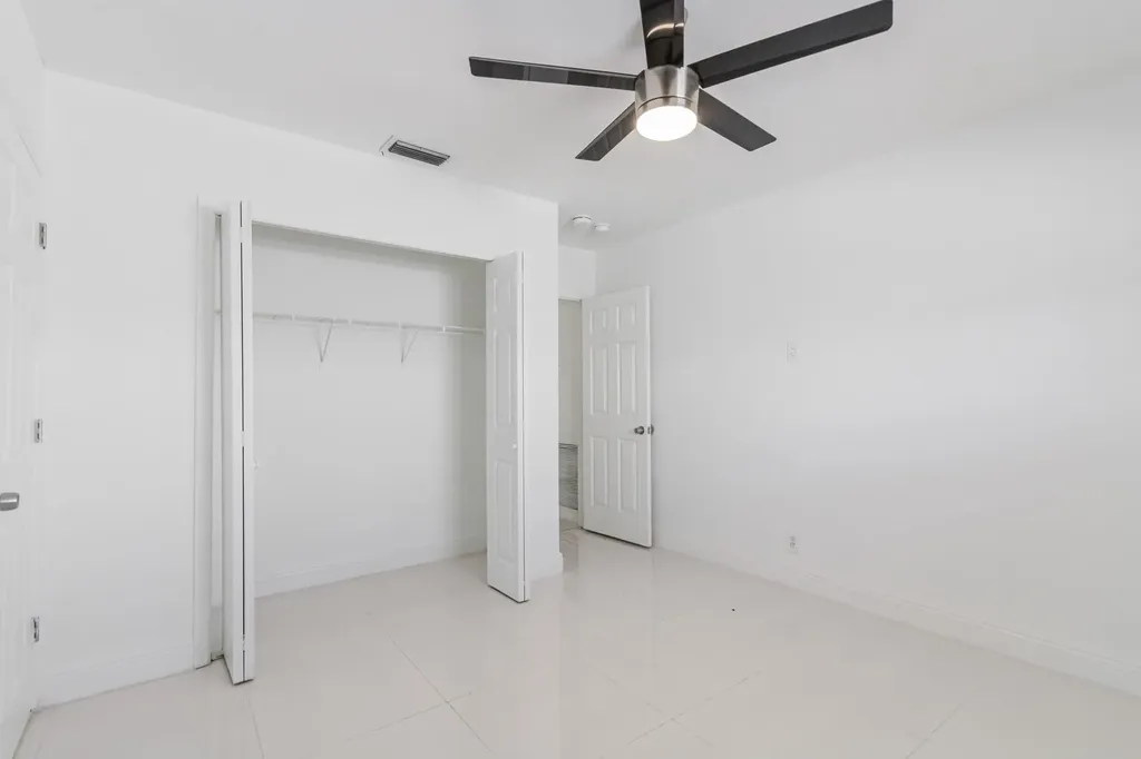 2810 NE 60th Street Fort Lauderdale FL 33308
