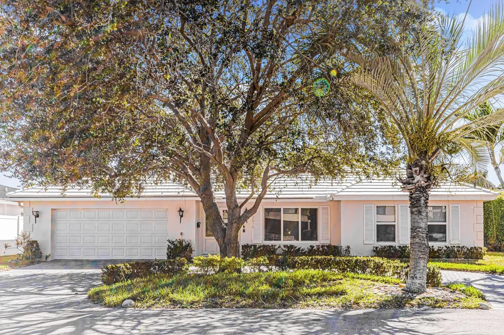 2810 NE 60th Street Fort Lauderdale FL 33308