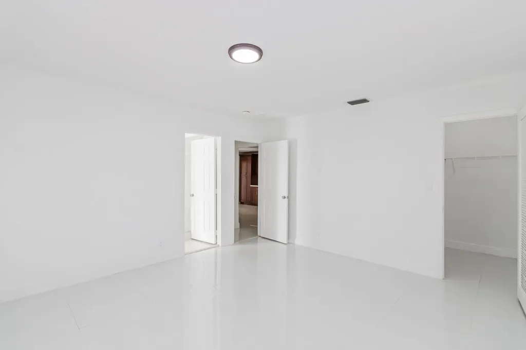 2810 NE 60th Street Fort Lauderdale FL 33308