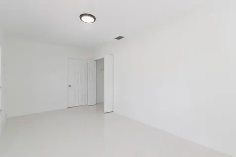 2810 NE 60th Street Fort Lauderdale FL 33308
