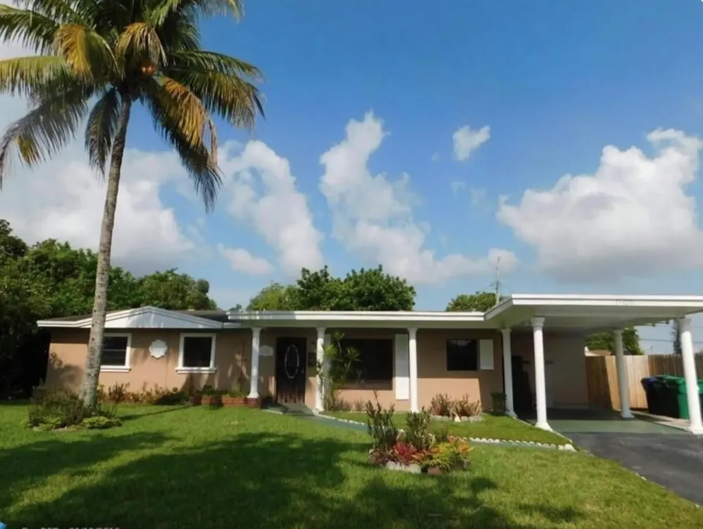 17120 NW 43rd Court Miami Gardens FL 33055