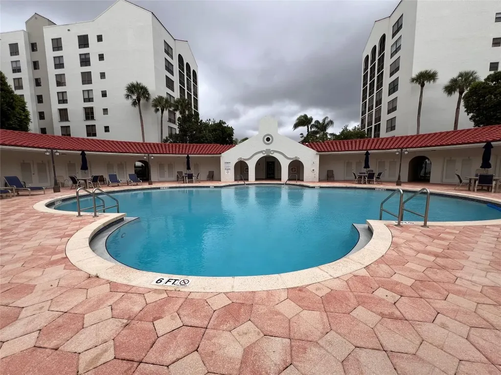 7567 Imperial Drive Boca Raton FL 33433