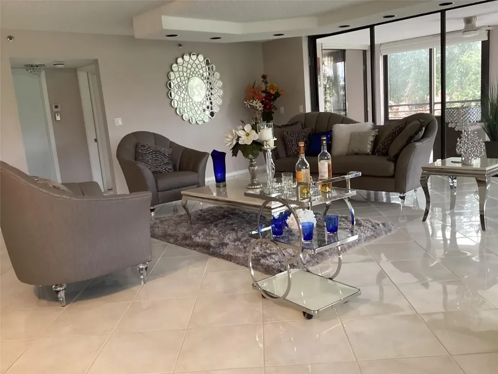 7567 Imperial Drive Boca Raton FL 33433