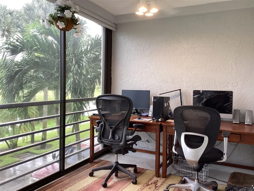 7567 Imperial Drive Boca Raton FL 33433
