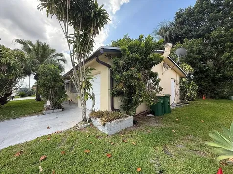 4314 NW 47th Court Tamarac FL 33319