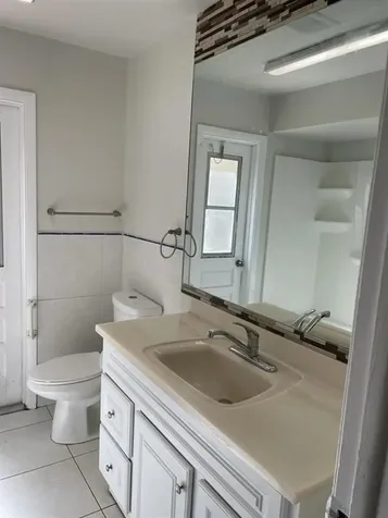 11700 NW 29th Place Sunrise FL 33323