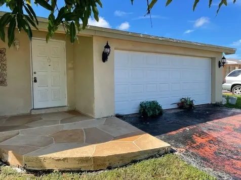 11700 NW 29th Place Sunrise FL 33323