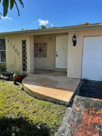11700 NW 29th Place Sunrise FL 33323