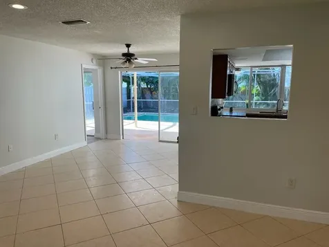 11700 NW 29th Place Sunrise FL 33323