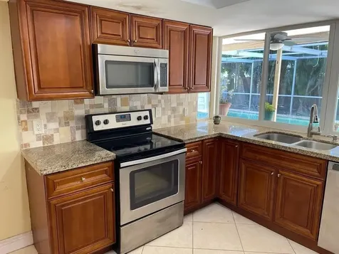 11700 NW 29th Place Sunrise FL 33323