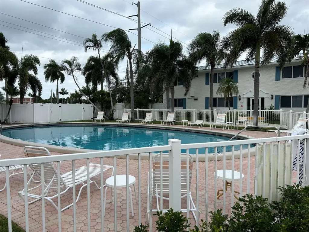1821 NE 62nd Street Fort Lauderdale FL 33308