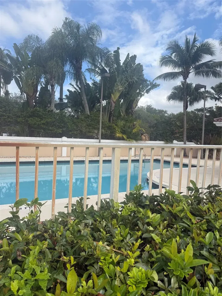 10351 NW 7th Street Coral Springs FL 33071