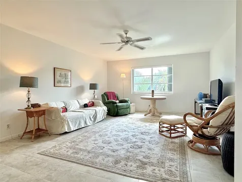 669 W Oakland Park Boulevard Oakland Park FL 33311