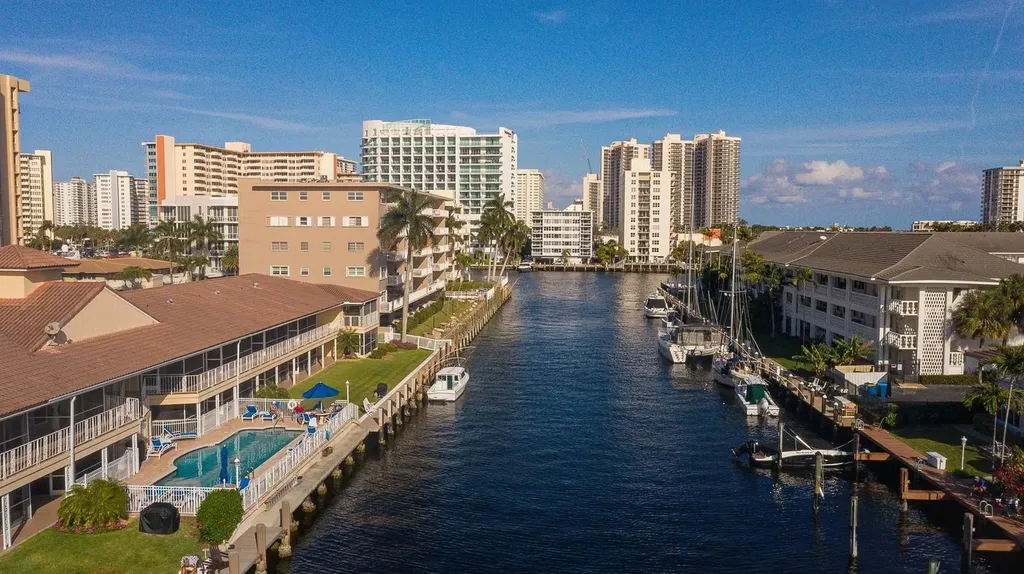 2864 NE 33rd Court Fort Lauderdale FL 33306
