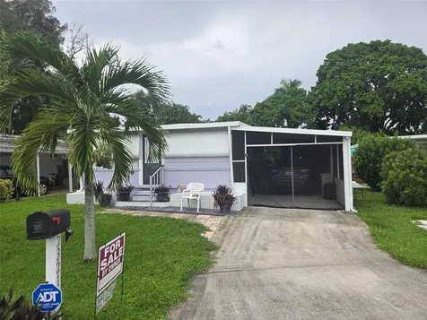 2321 SW 87th Terrace Davie FL 33324