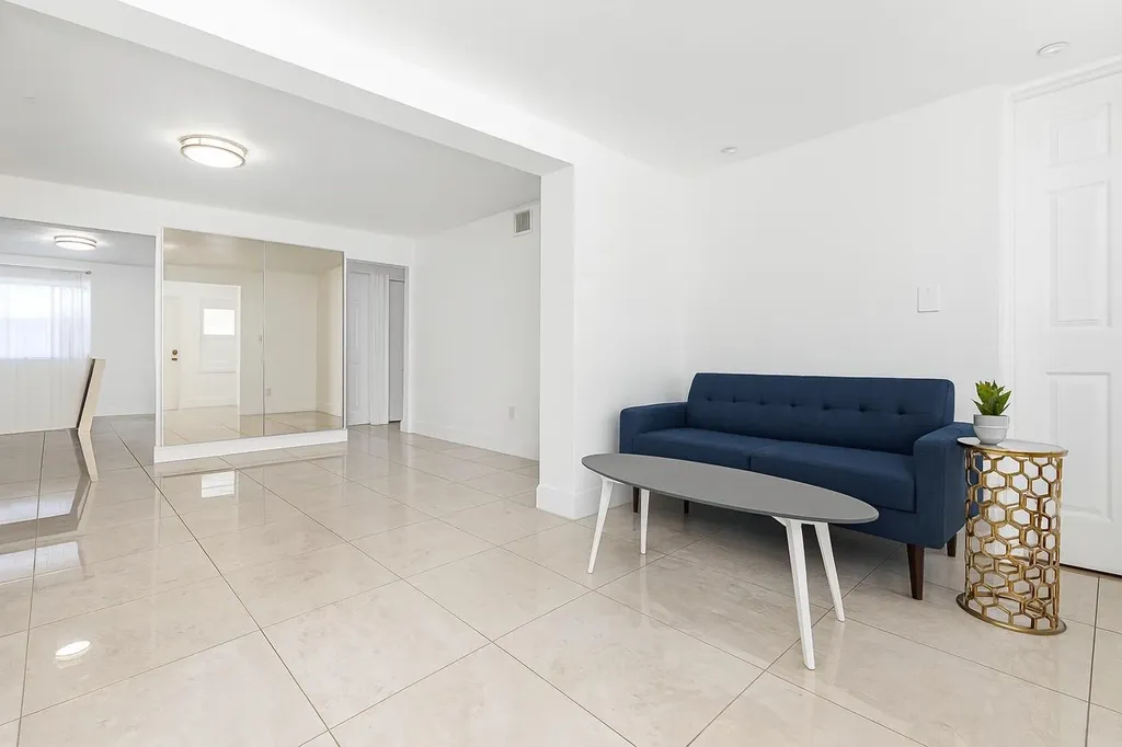 2447 Roosevelt Street Hollywood FL 33020