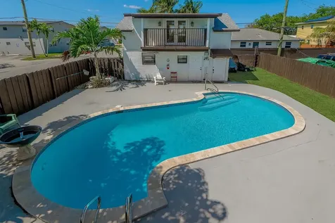 2447 Roosevelt Street Hollywood FL 33020