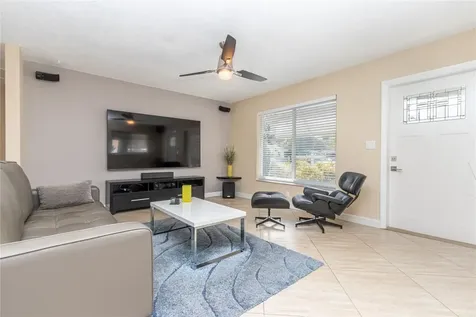 4460 NW 17th Terrace Oakland Park FL 33309