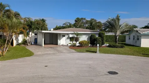 4460 NW 17th Terrace Oakland Park FL 33309