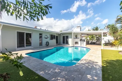 4460 NW 17th Terrace Oakland Park FL 33309