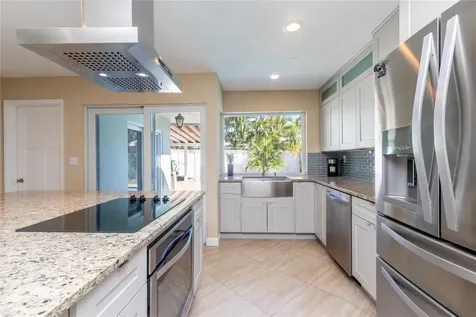 4460 NW 17th Terrace Oakland Park FL 33309