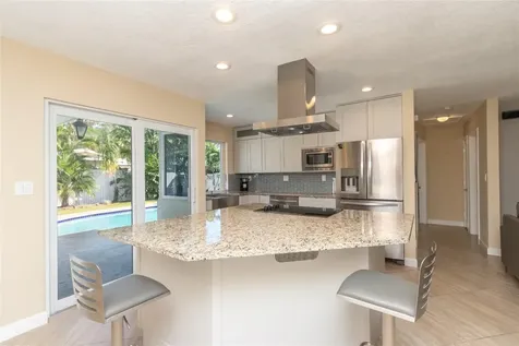 4460 NW 17th Terrace Oakland Park FL 33309
