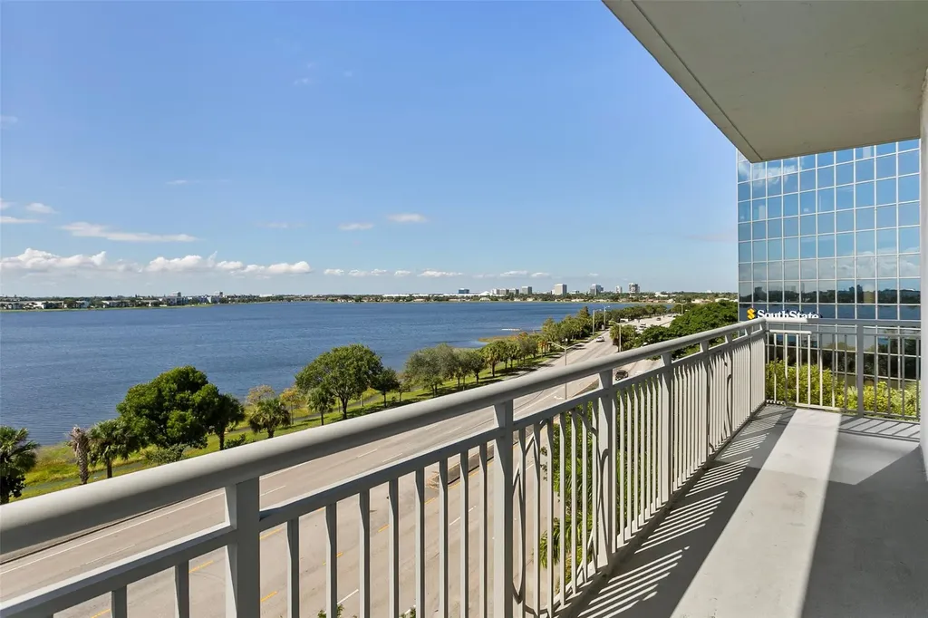 300 S Australian Avenue West Palm Beach FL 33401