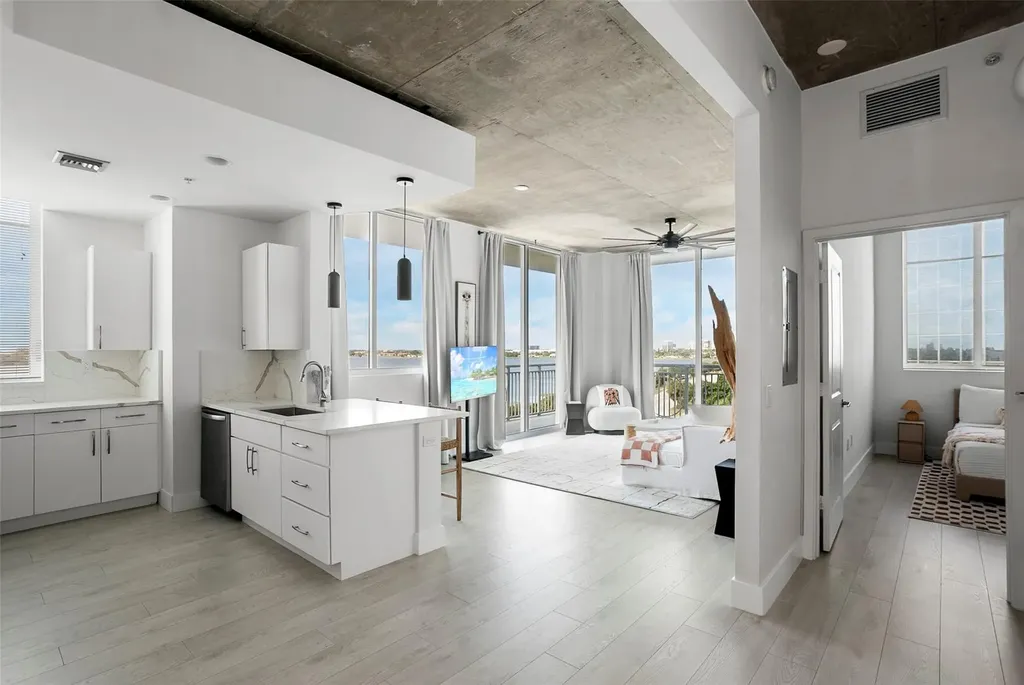 300 S Australian Avenue West Palm Beach FL 33401
