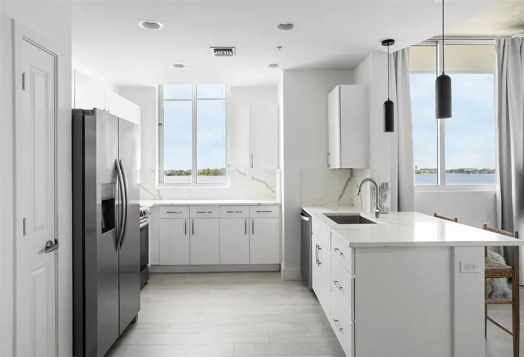 300 S Australian Avenue West Palm Beach FL 33401