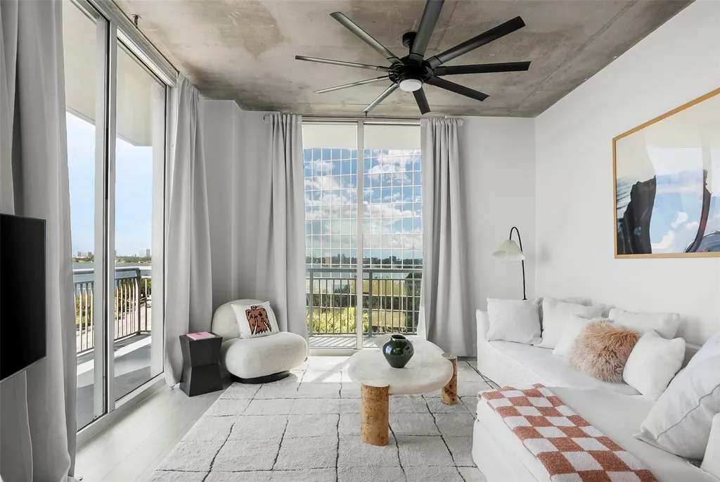 300 S Australian Avenue West Palm Beach FL 33401