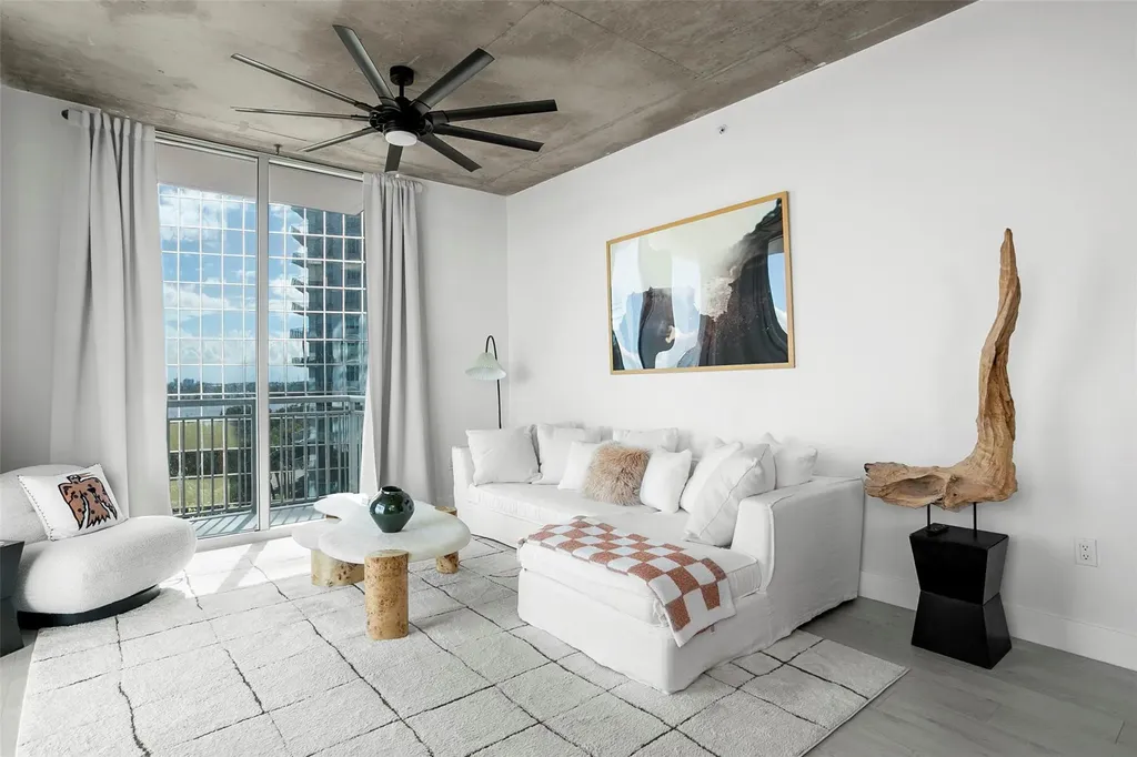 300 S Australian Avenue West Palm Beach FL 33401