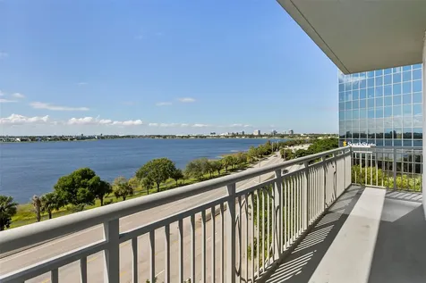 300 S Australian Avenue West Palm Beach FL 33401