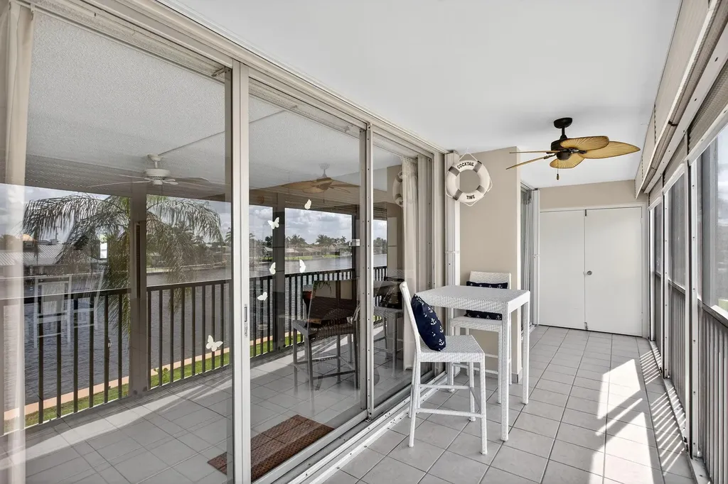 985 SE 19 Avenue Deerfield Beach FL 33441