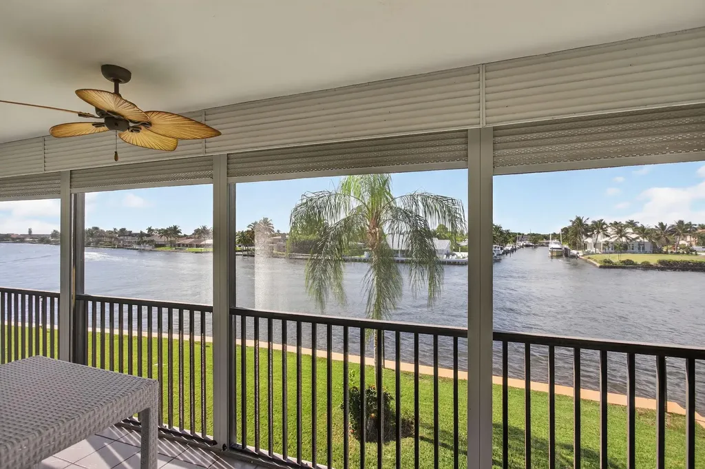 985 SE 19 Avenue Deerfield Beach FL 33441