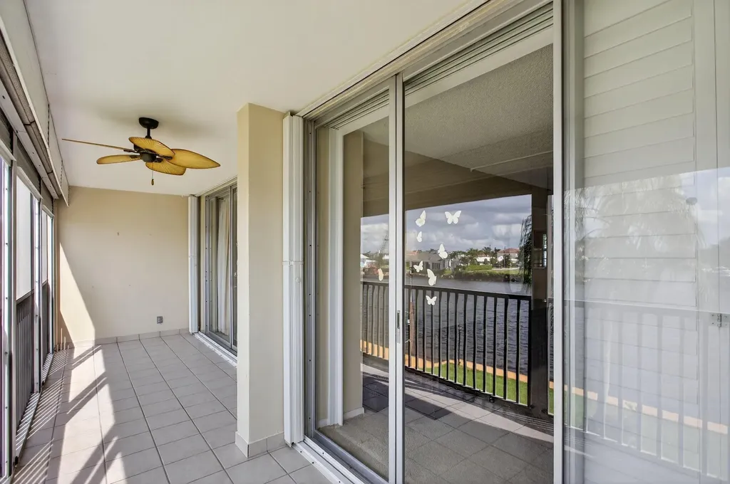 985 SE 19 Avenue Deerfield Beach FL 33441