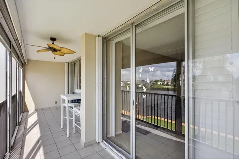 985 SE 19 Avenue Deerfield Beach FL 33441