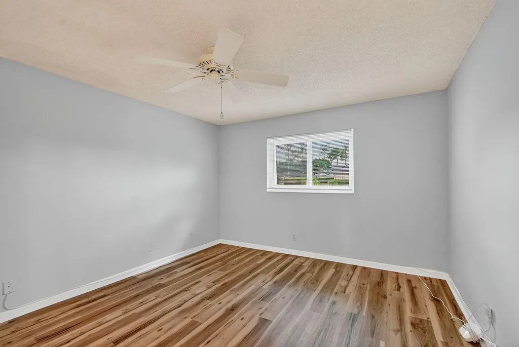 6869 Fountains Circle Lake Worth FL 33467
