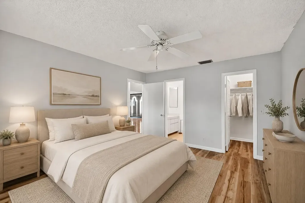 6869 Fountains Circle Lake Worth FL 33467