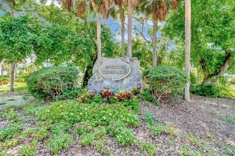 6869 Fountains Circle Lake Worth FL 33467