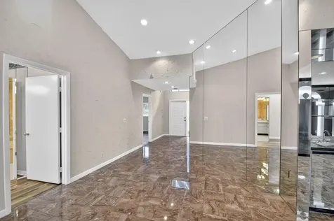 6869 Fountains Circle Lake Worth FL 33467