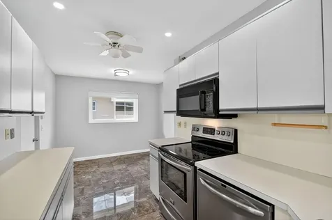 6869 Fountains Circle Lake Worth FL 33467