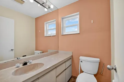 6869 Fountains Circle Lake Worth FL 33467